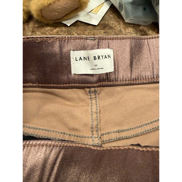 Metallic gold bronze pull-on jeggings with elastic waist. - Picture 4 of 4